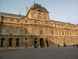  façade du Louvre sur la Cour Carrée